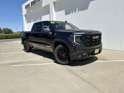 New 2026 GMC Sierra 1500 Elevation image 2