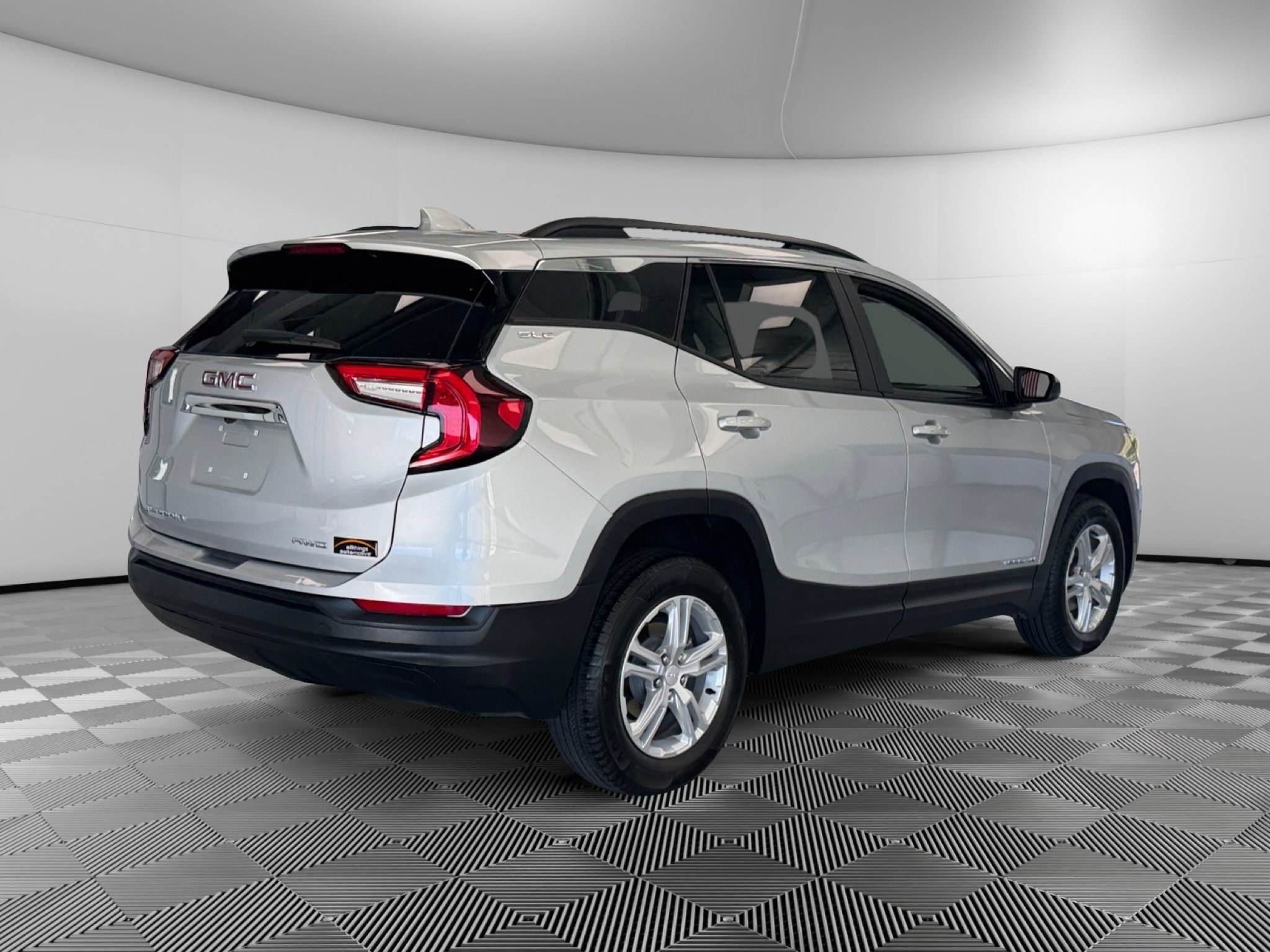 Used 2022 GMC Terrain SLE w/ Driver Convenience Package AWD/4WD image 8