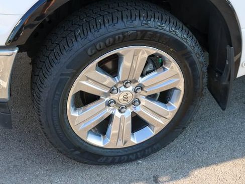 Used 2018 Ford F150 King Ranch w/ Equipment Group 601A Luxury AWD/4WD image 7