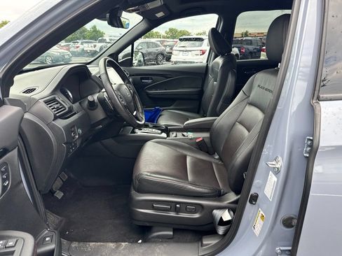 Used 2023 Honda Ridgeline Black Edition image 16