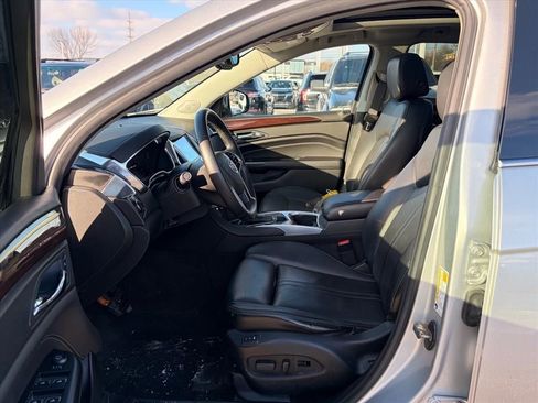 Used 2015 Cadillac SRX Luxury image 45