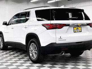 Used 2023 Chevrolet Traverse LT video 2