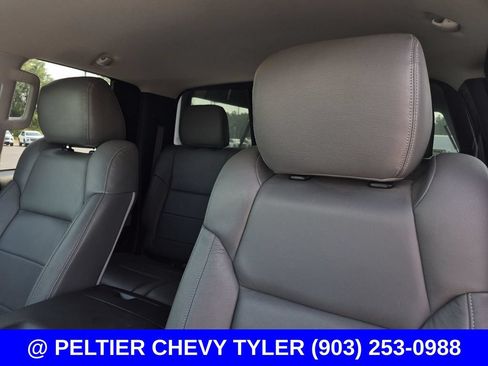Used 2017 Toyota Tundra SR5 w/ SR5 Upgrade Package RWD image 31