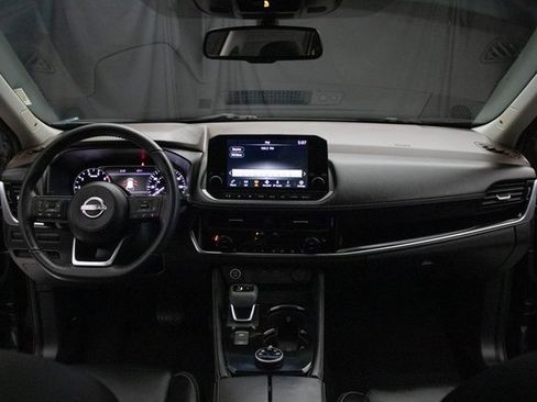 Used 2023 Nissan Rogue SL w/ SL Premium Package image 22