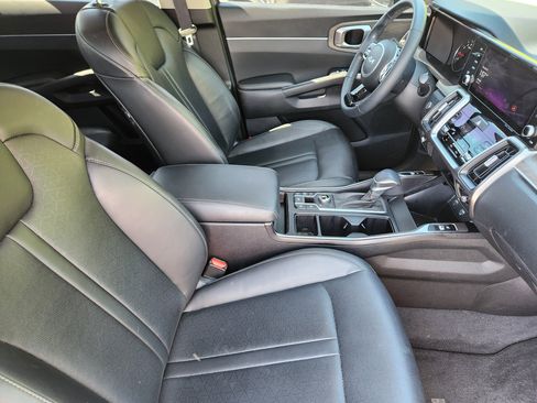 Used 2023 Kia Sorento X-Line EX image 28