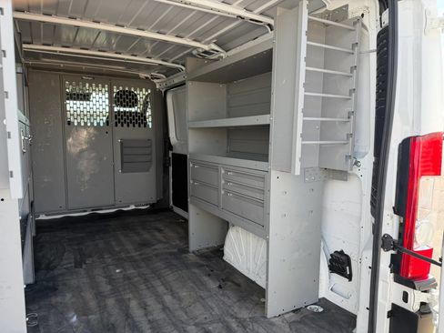 Used 2023 RAM ProMaster 2500 FWD image 17