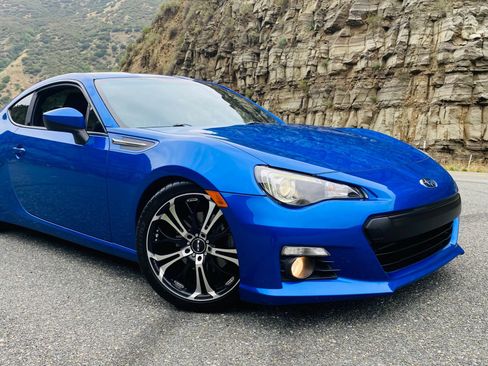 Used 2016 Subaru BRZ Limited w/ Popular Package #4 image 1