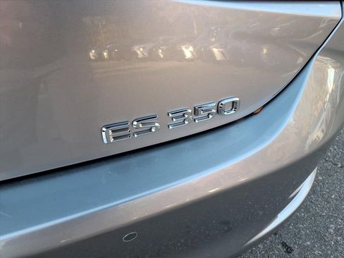 New 2025 Lexus ES 350 w/ Premium Package image 5