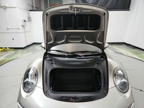 Used 2013 Porsche 911 GT3 RS image 28