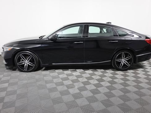 Used 2021 Honda Accord Touring image 8