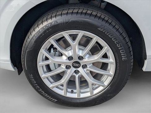 New 2026 Audi Q3 quattro 2.0T AWD/4WD image 9