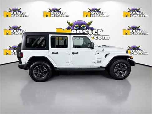Used 2023 Jeep Wrangler Sahara w/ Cold Weather Group image 4