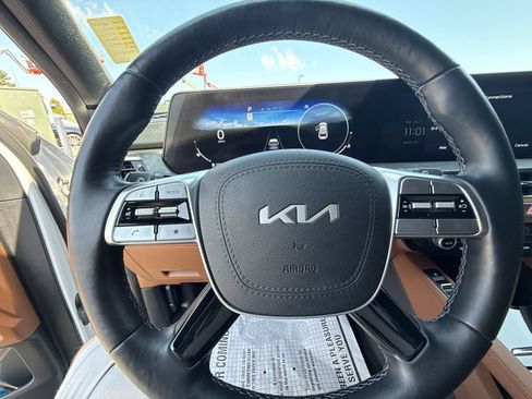 Used 2024 Kia Telluride SX Prestige X-Pro AWD/4WD image 20