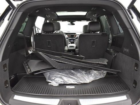 Used 2023 Cadillac XT6 Premium Luxury w/ LPO, Floor Liner Package image 7