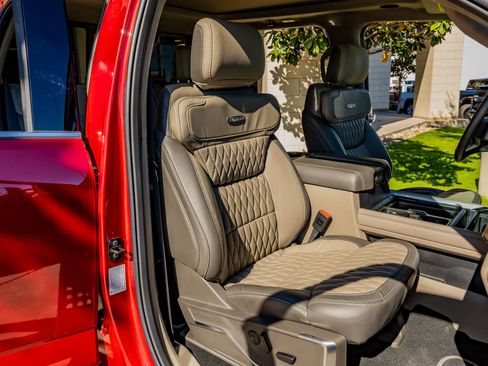 Used 2026 Ford F350 Platinum w/ Platinum Plus Package AWD/4WD image 32