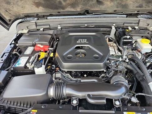 Certified 2022 Jeep Wrangler Sport AWD/4WD image 22