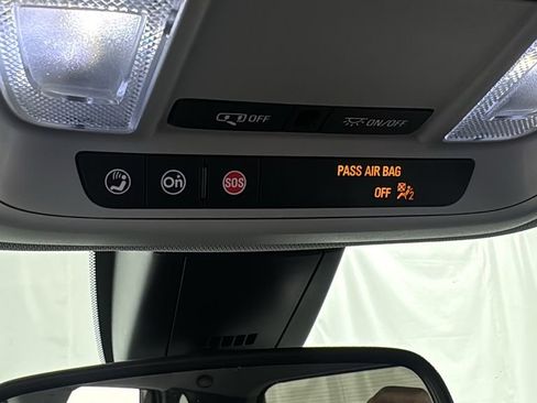 Used 2021 Chevrolet Blazer LT image 33