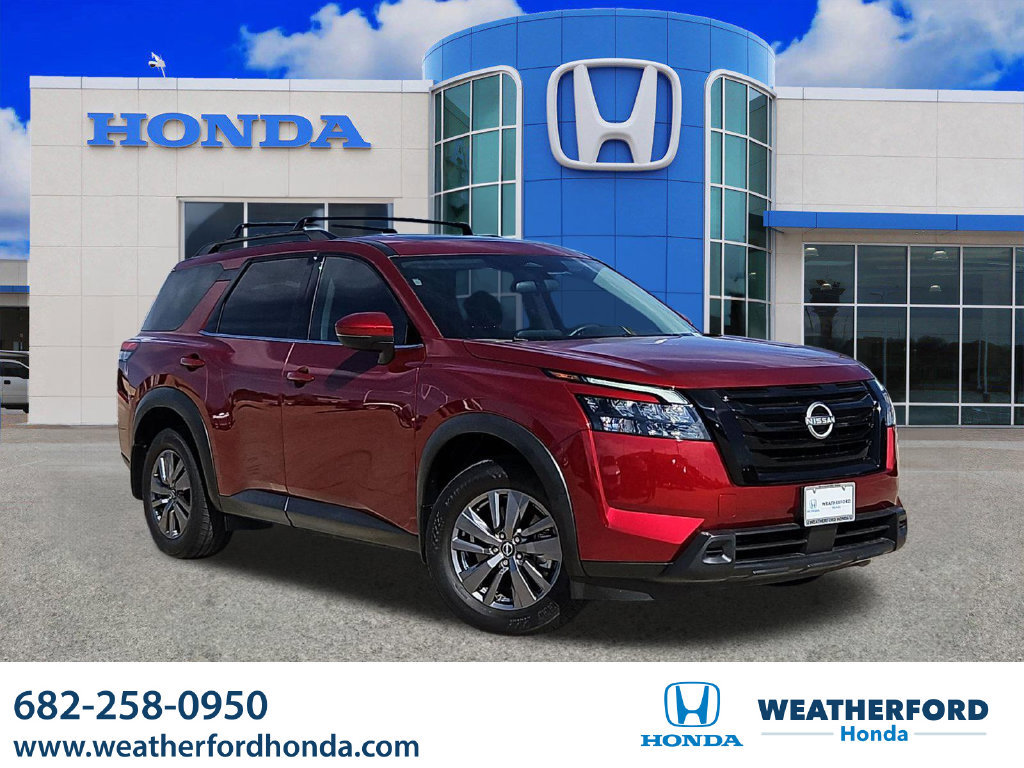 Used 2025 Nissan Pathfinder SV w/ SV Premium Package FWD image 1