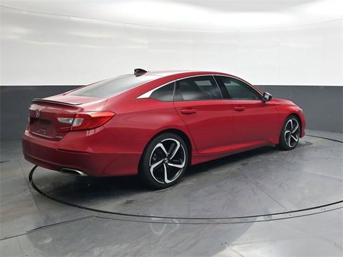 Used 2021 Honda Accord Sport image 4