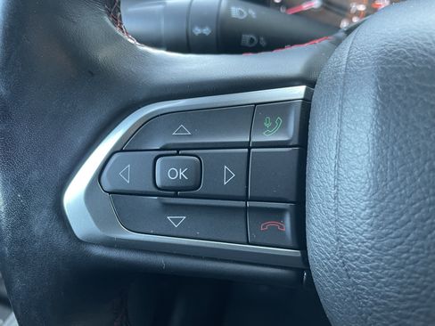 Used 2022 Jeep Compass Trailhawk w/ Trailhawk Convenience Group AWD/4WD image 22