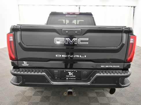 Used 2024 GMC Sierra 2500 Denali Ultimate image 6