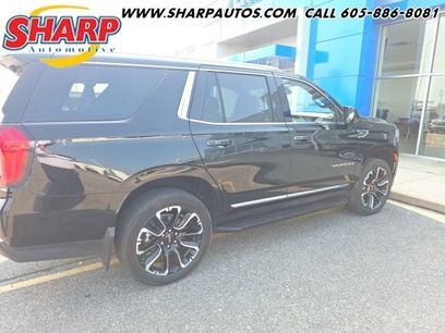 Used 2023 GMC Yukon SLT