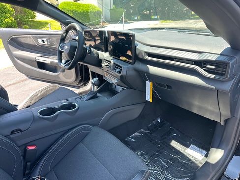 New 2025 Ford Mustang EcoBoost image 27