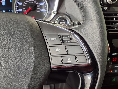 Used 2024 Mitsubishi Eclipse Cross SE AWD/4WD image 27