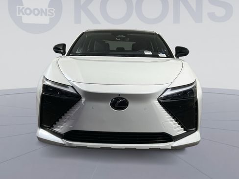 Used 2023 Lexus RZ 450e Premium w/ Accessory Package (2T) image 11