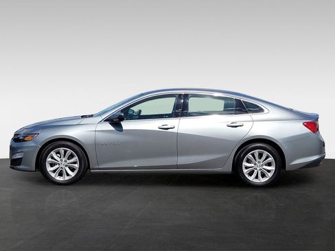 Used 2024 Chevrolet Malibu LT FWD image 7