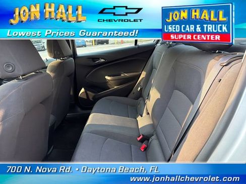 Used 2019 Chevrolet Cruze LS FWD image 17
