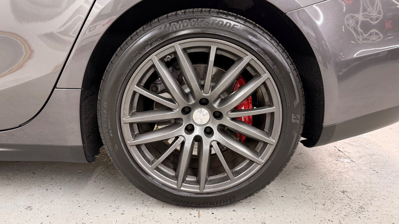 Used 2017 Maserati Ghibli S Q4 AWD/4WD image 16