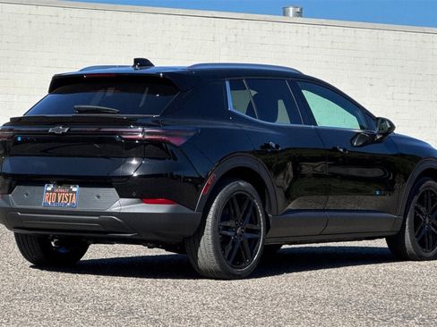 New 2026 Chevrolet Equinox EV LT w/ LPO, Blackout Package image 4