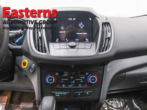 Used 2019 Ford Escape SE FWD image 12