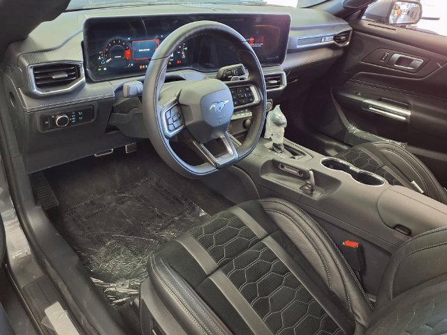 New 2026 Ford Mustang GT Premium w/ GT Performance Package RWD image 7