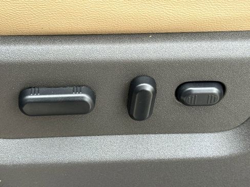 Used 2014 Ford F350 Lariat w/ Lariat Ultimate Package image 21