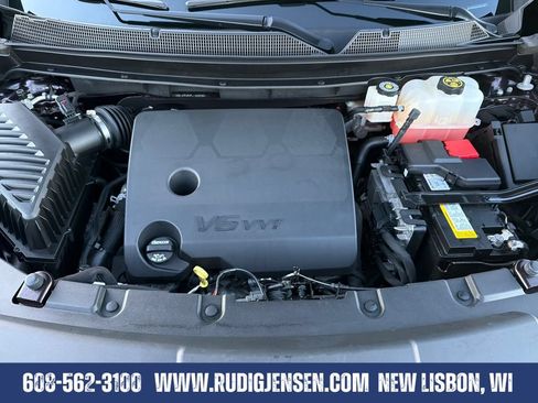 Used 2023 Chevrolet Traverse LT AWD/4WD image 23