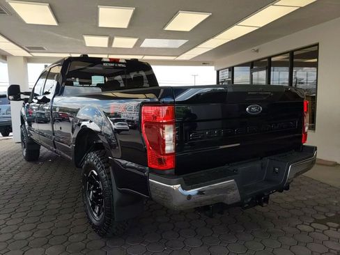 Used 2022 Ford F250 Lariat w/ Lariat Ultimate Package AWD/4WD image 8