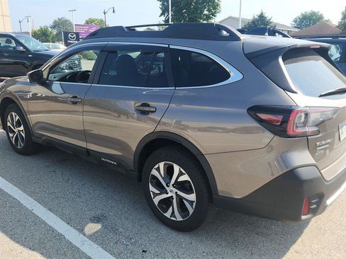 Used 2022 Subaru Outback Limited XT AWD/4WD image 6