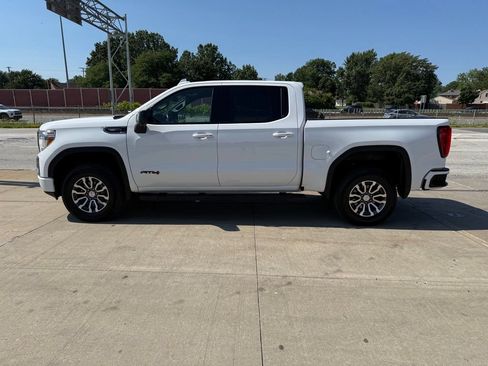 Used 2020 GMC Sierra 1500 AT4 w/ AT4 Premium Package AWD/4WD image 11