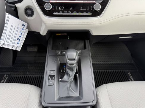 New 2026 Toyota Corolla Cross LE image 20