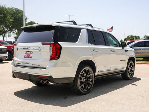 Used 2023 GMC Yukon Denali w/ Denali Reserve Package AWD/4WD image 7