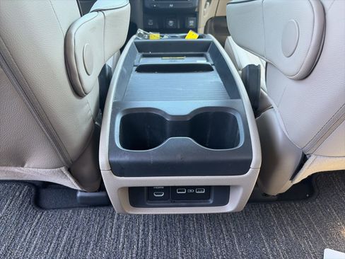 Used 2021 Honda Odyssey Elite image 11