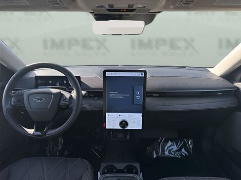 Used 2025 Ford Mustang Mach-E Select image 12