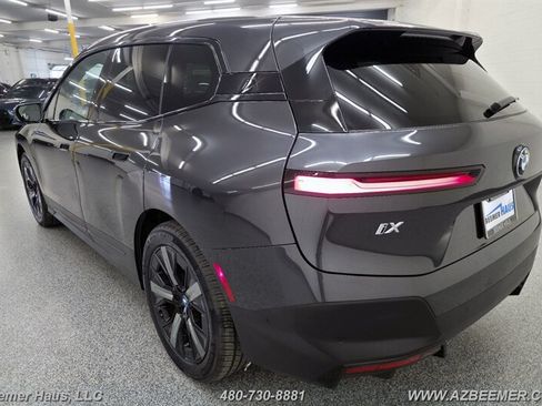 Used 2023 BMW iX xDrive50 w/ Convenience Package AWD/4WD image 7