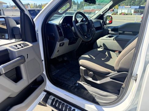 Used 2019 Ford F150 XLT w/ Trailer Tow Package image 16