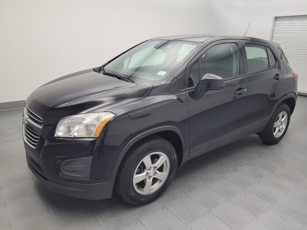Used 2016 Chevrolet Trax LS AWD/4WD image 2