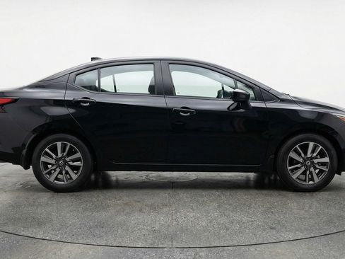 Used 2025 Nissan Versa SV FWD image 11