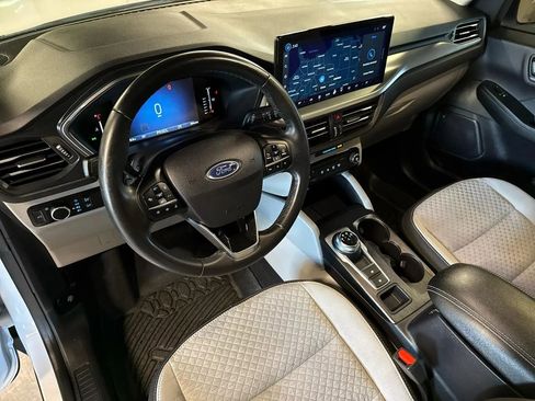 Used 2023 Ford Escape Active w/ Tech Pack #1 image 10