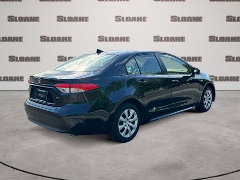 Used 2024 Toyota Corolla LE FWD image 5